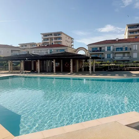 Spacious Seaside With Garden & Sea-view Apartmán Antibes