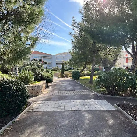 Apartmán Spacious Seaside With Garden & Sea-view *