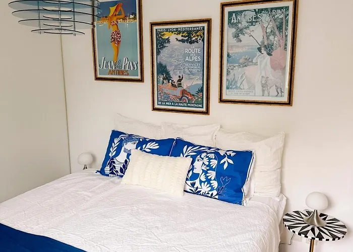 Spacious Seaside With Garden & Sea-view Διαμέρισμα Αντίμπ