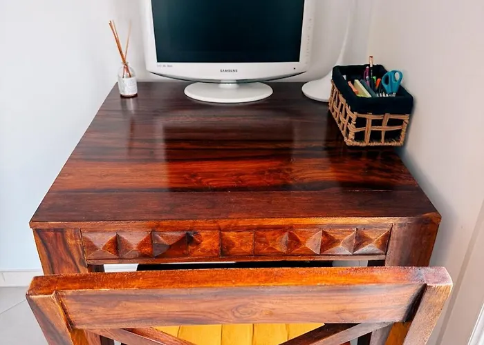 Spacious Seaside With Garden & Sea-view Διαμέρισμα Αντίμπ